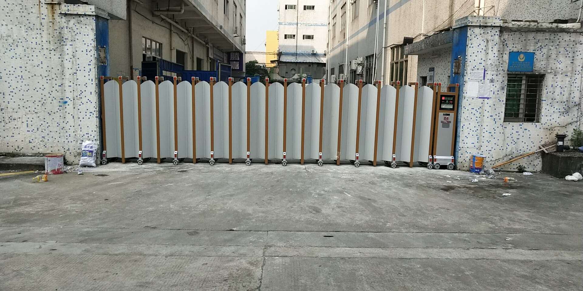 深圳福永社區(qū)電動屏風門案例  Zoje-Y908